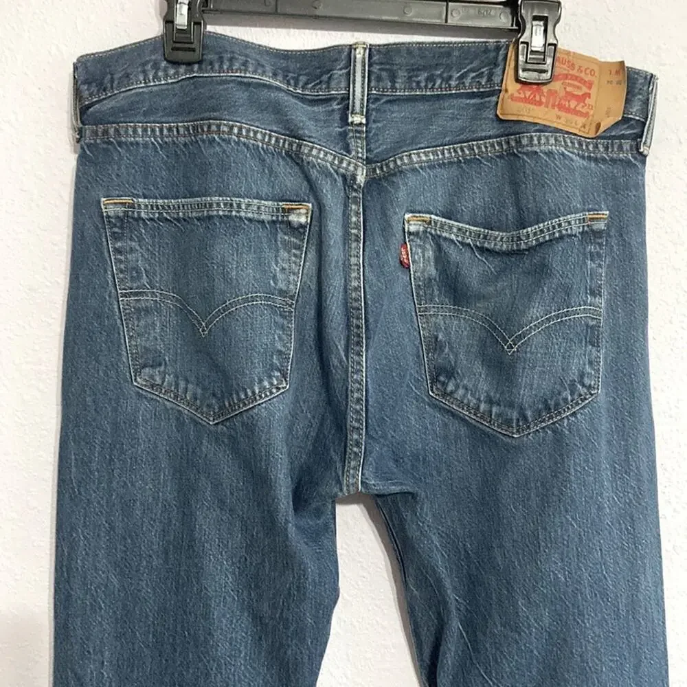 501 Levi’s Strauss Men Button Fly Straight Leg Denim Jeans Size 36X34